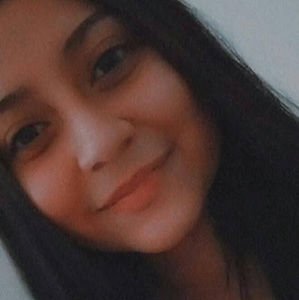 Meet your Posher, Valentina